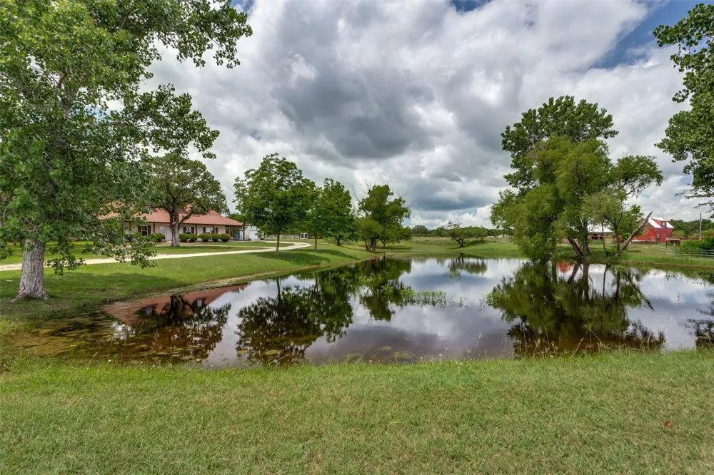412 Paradise Canyon Circle Paradise, TX 76073