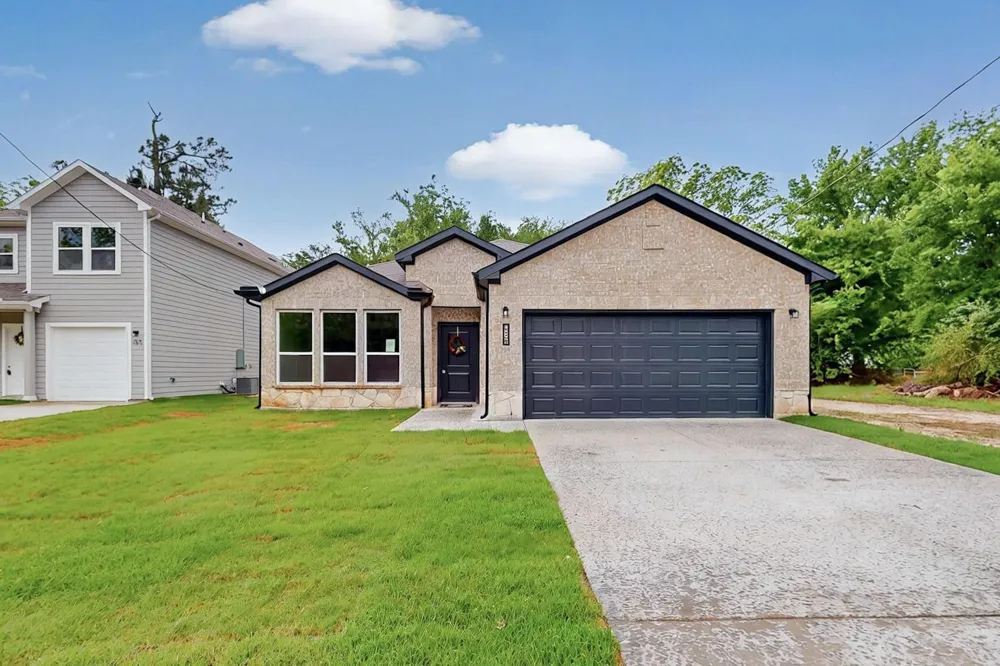 415 Martin Luther King Jr Street Sulphur Springs, TX 75482