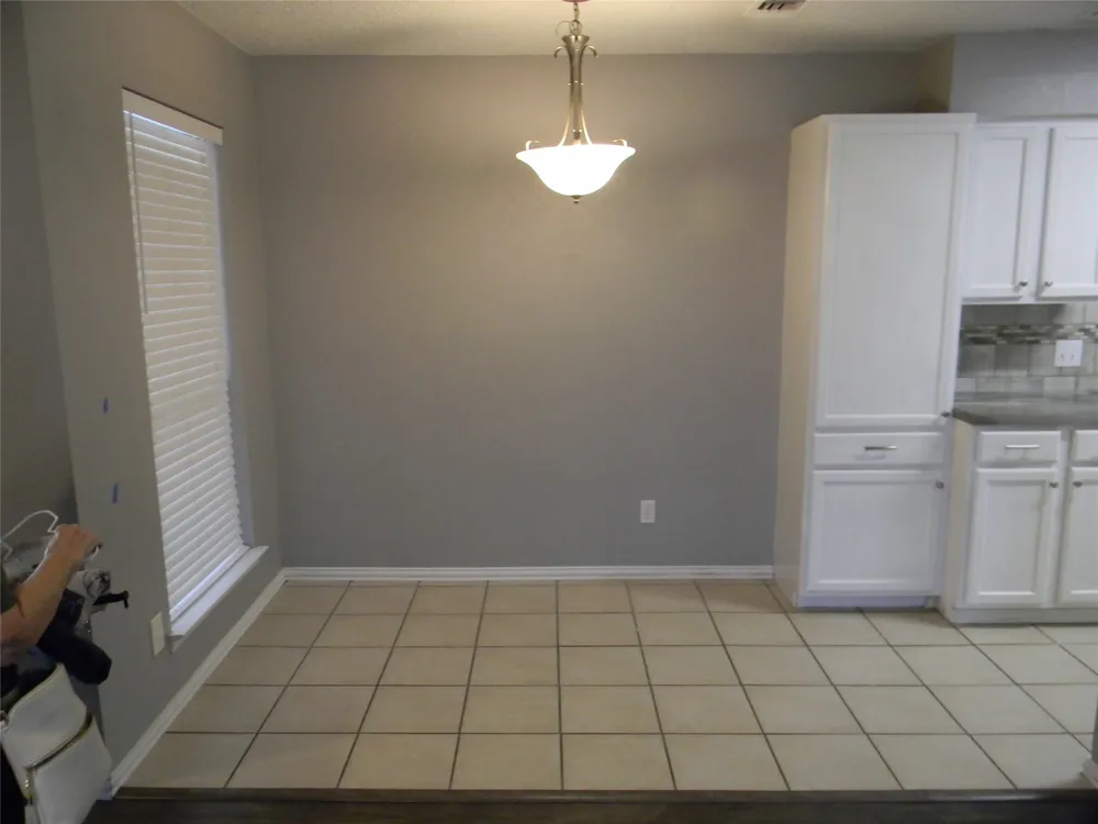 7024 Crosstimbers Lane North Richland Hills, TX 76182