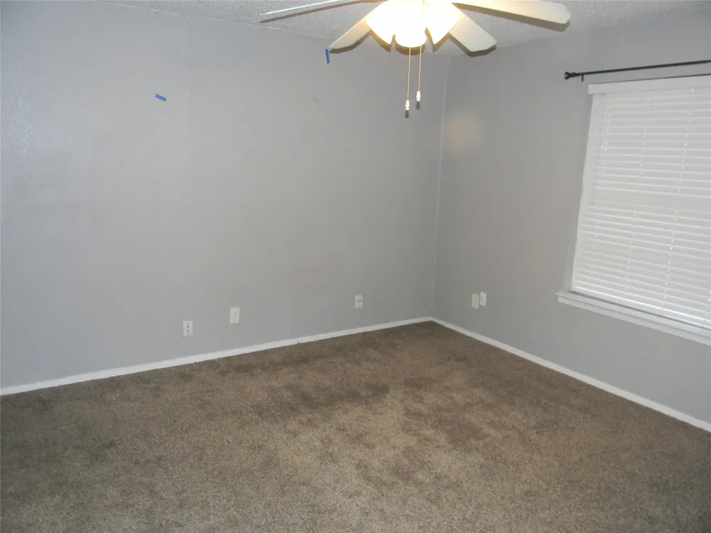 7024 Crosstimbers Lane North Richland Hills, TX 76182