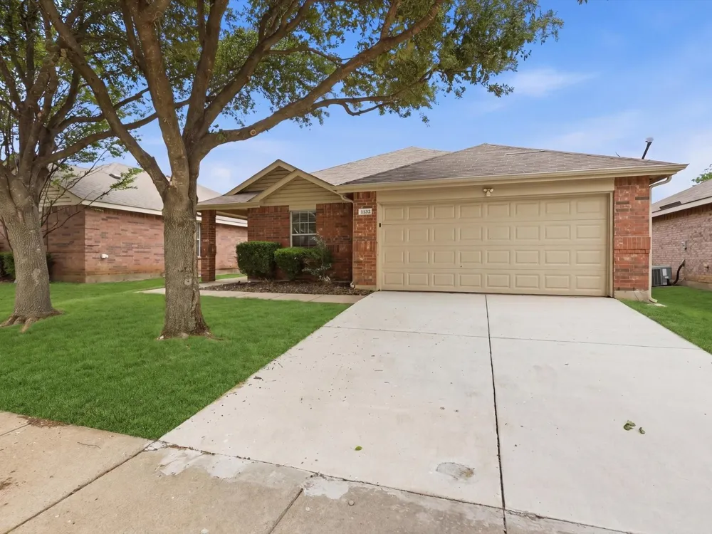 1132 Boxwood Drive Crowley, TX 76036