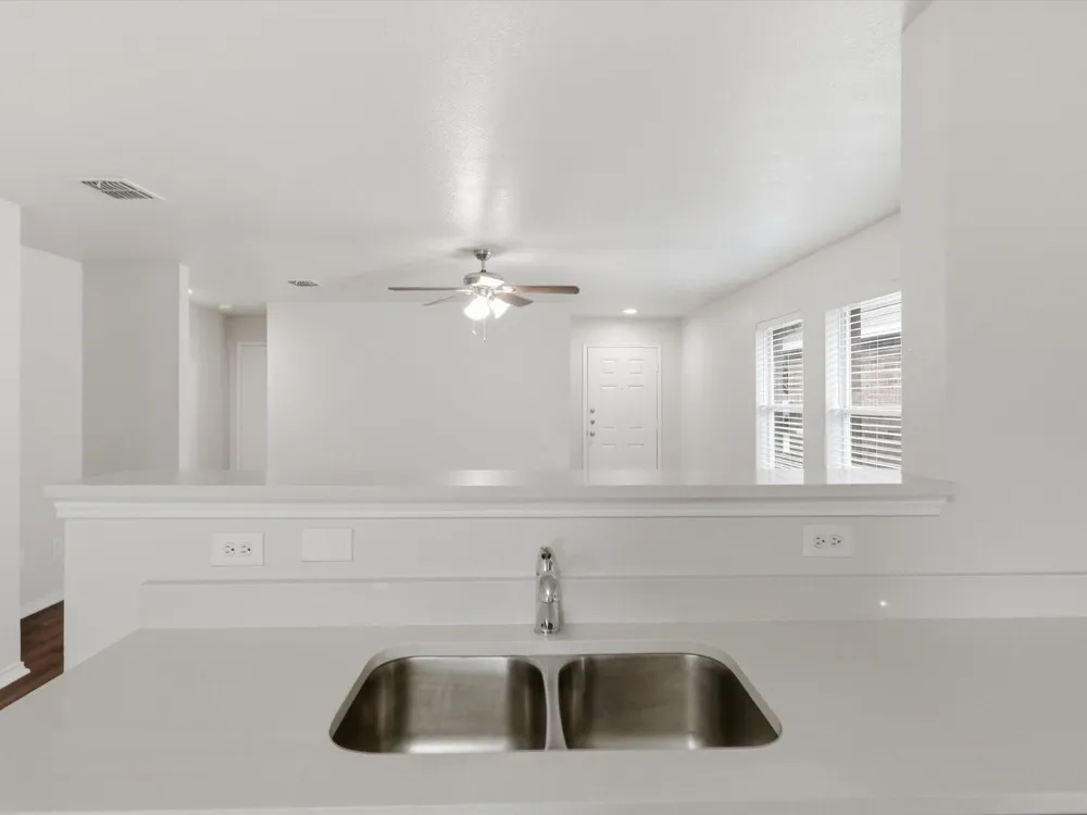 1132 Boxwood Drive Crowley, TX 76036
