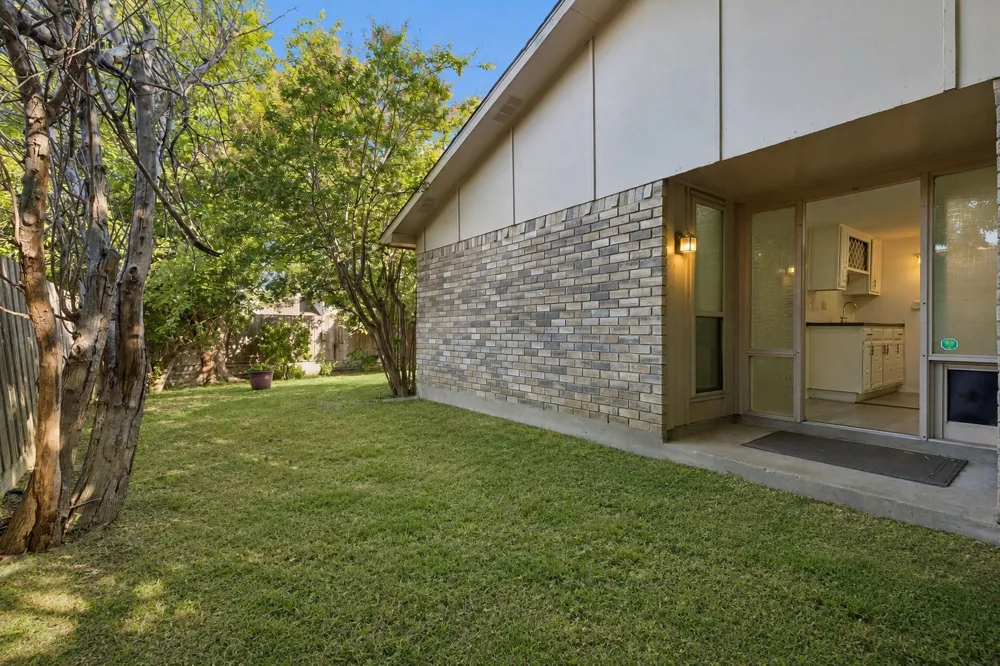 6403 Apache Court Plano, TX 75023