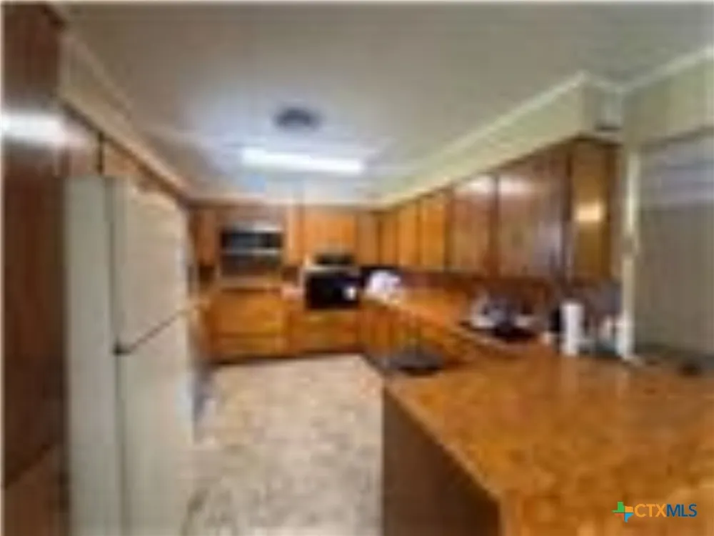 1331 County Road 313 Road Louise, TX 77455