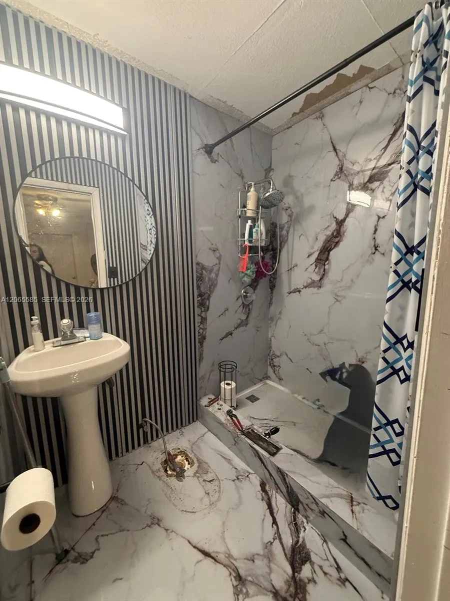 3461 NW 171st St Miami Gardens, FL 33056