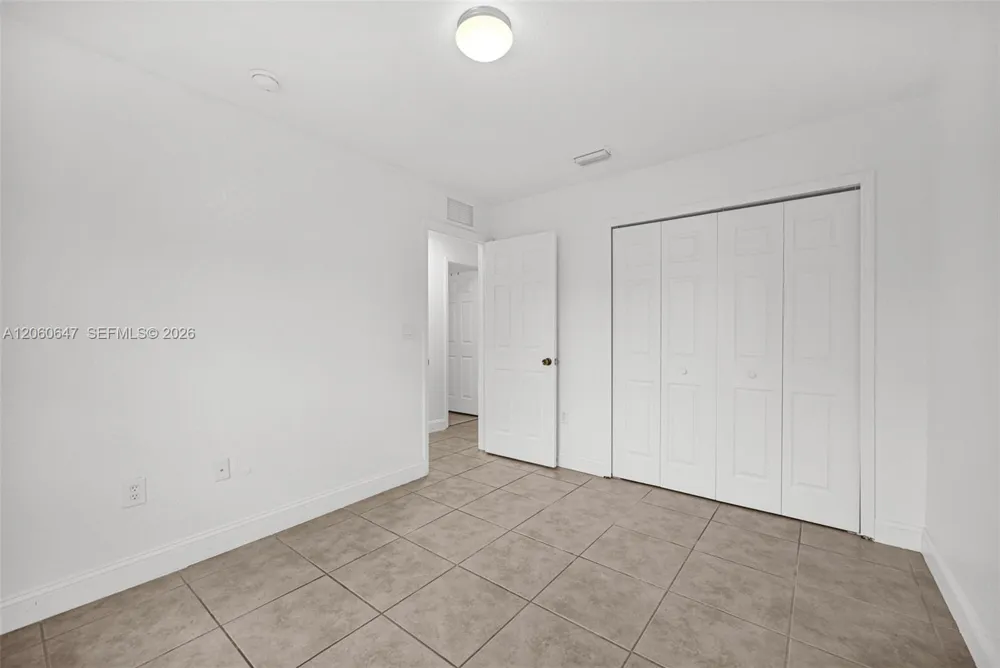 8885 SW 221st Ter Cutler Bay, FL 33190