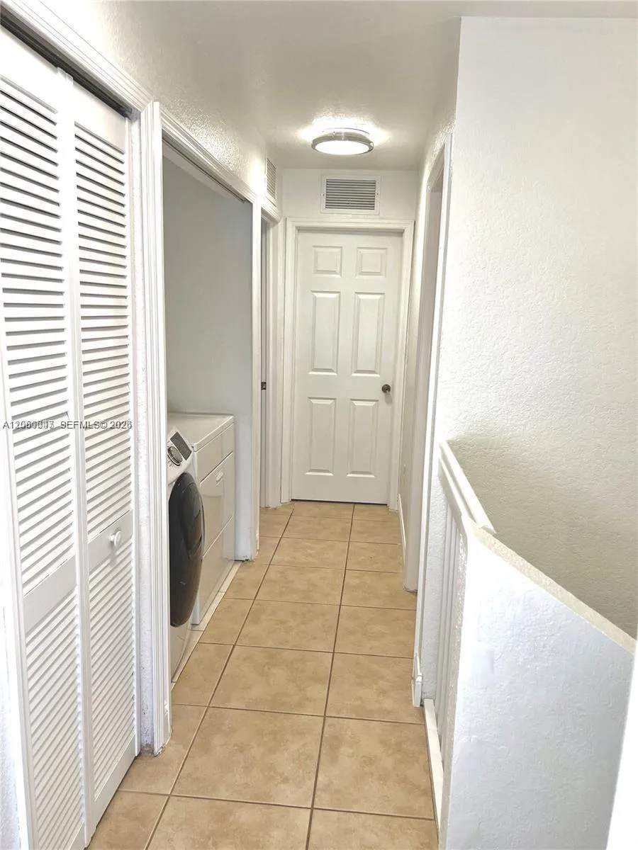 8885 SW 221st Ter Cutler Bay, FL 33190