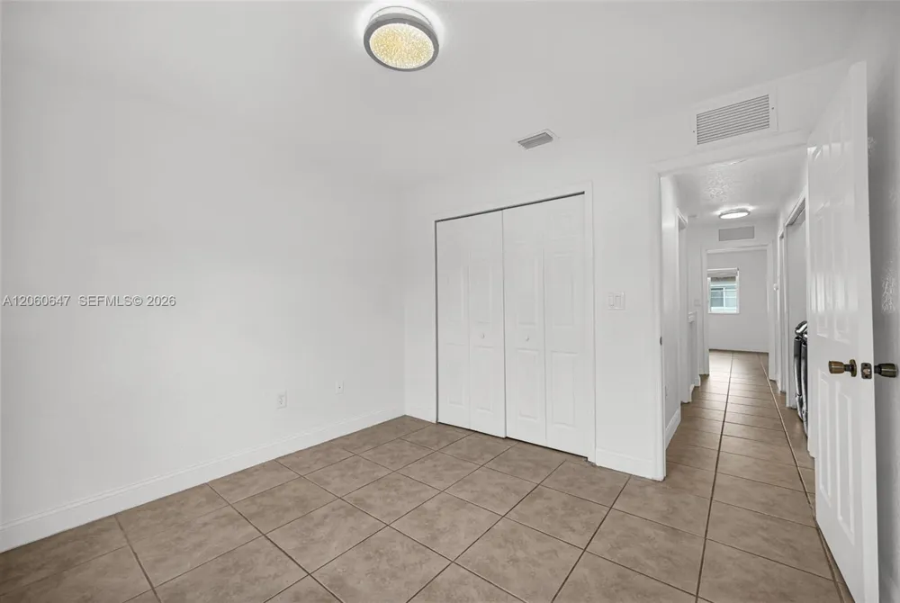 8885 SW 221st Ter Cutler Bay, FL 33190