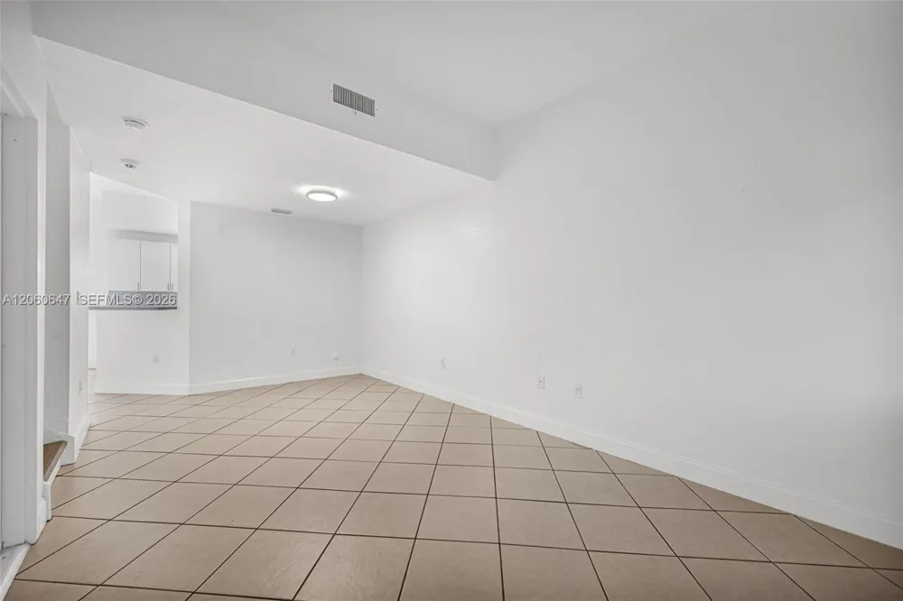 8885 SW 221st Ter Cutler Bay, FL 33190