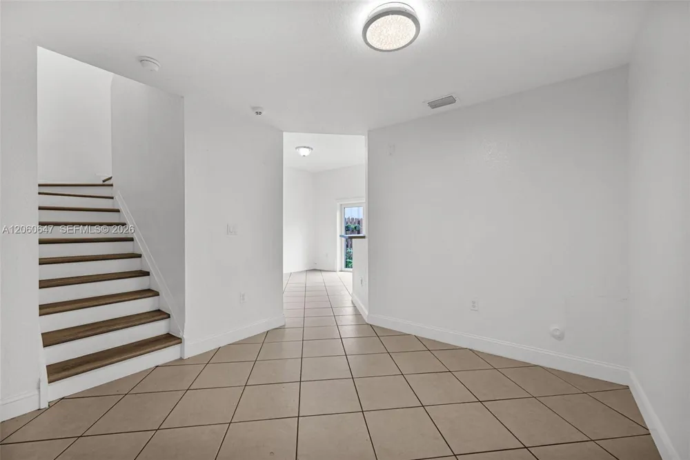 8885 SW 221st Ter Cutler Bay, FL 33190