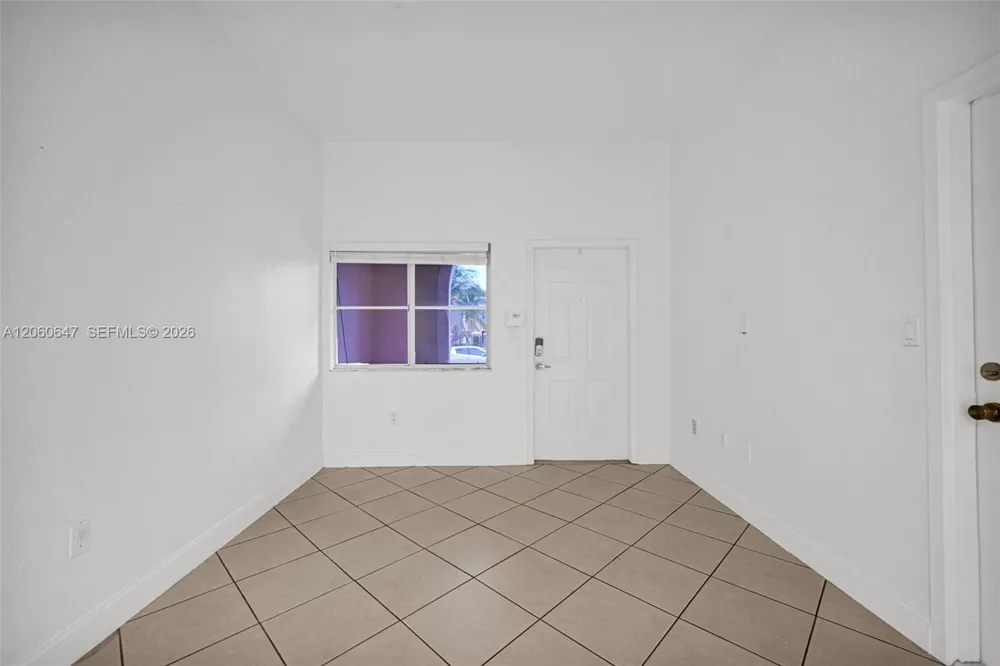 8885 SW 221st Ter Cutler Bay, FL 33190
