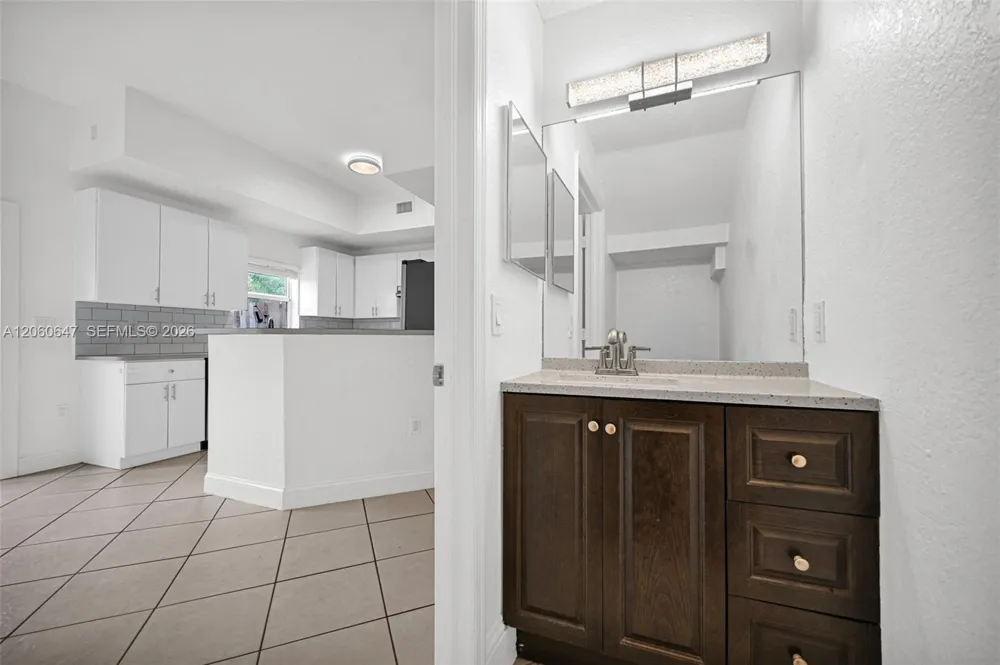 8885 SW 221st Ter Cutler Bay, FL 33190
