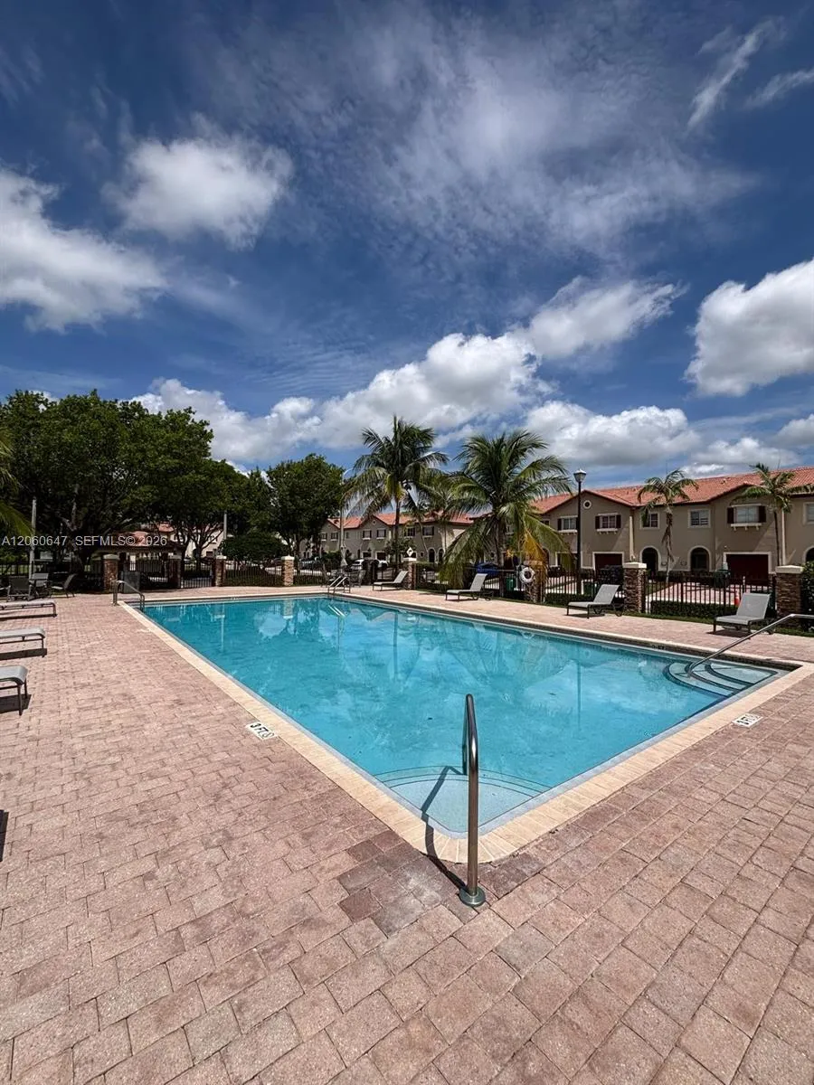 8885 SW 221st Ter Cutler Bay, FL 33190