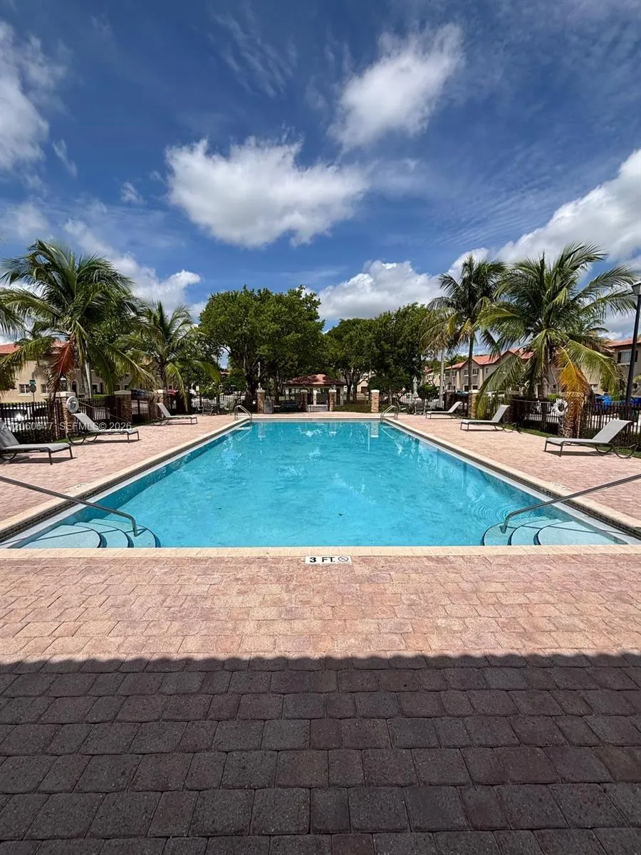 8885 SW 221st Ter Cutler Bay, FL 33190