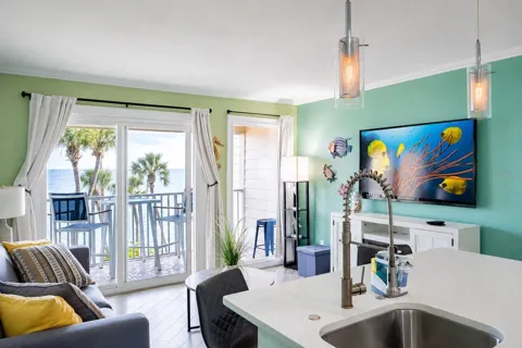 2506 ROCKY POINT DRIVE #331