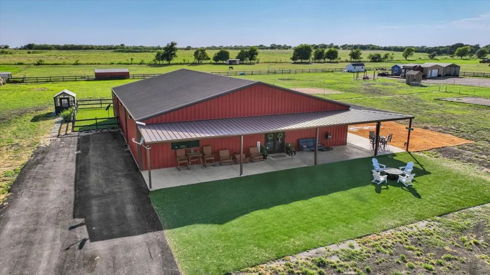201 Private Road 107 Blum, TX 76627