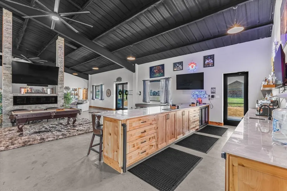 201 Private Road 107 Blum, TX 76627