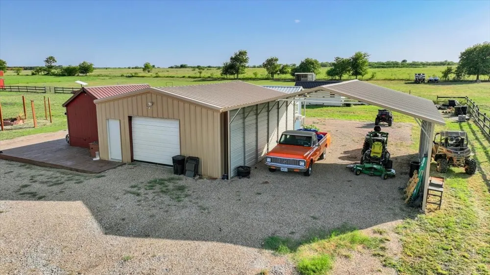 201 Private Road 107 Blum, TX 76627