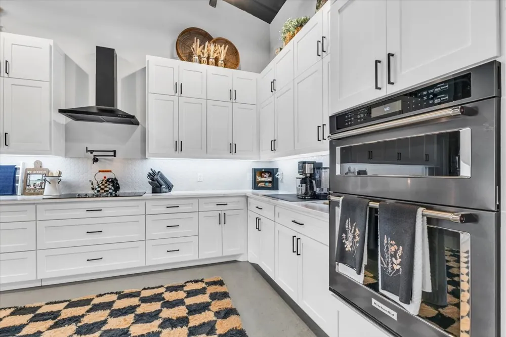 201 Private Road 107 Blum, TX 76627