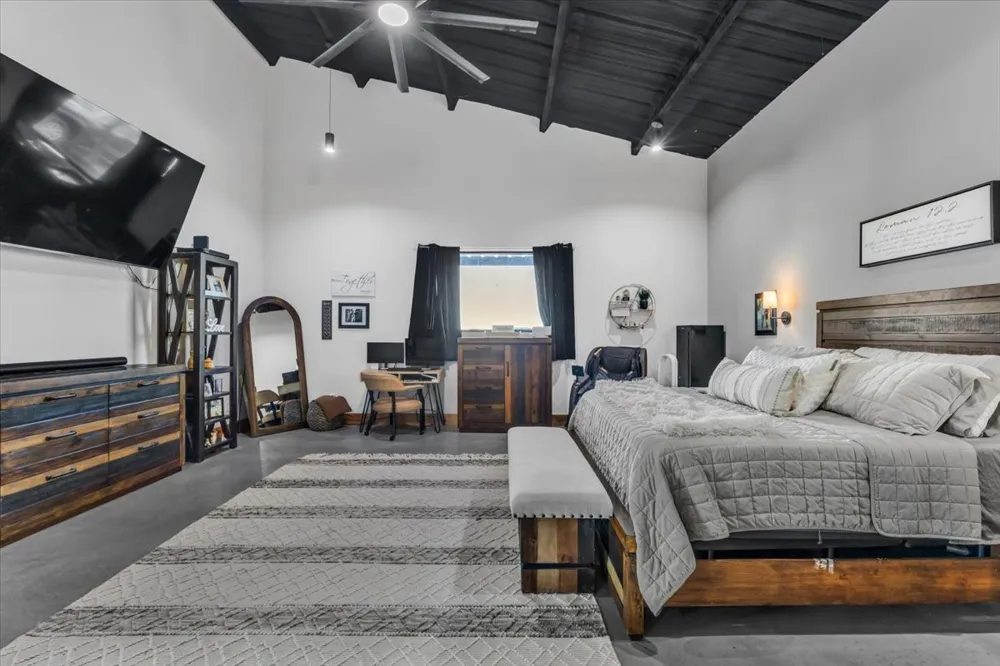 201 Private Road 107 Blum, TX 76627