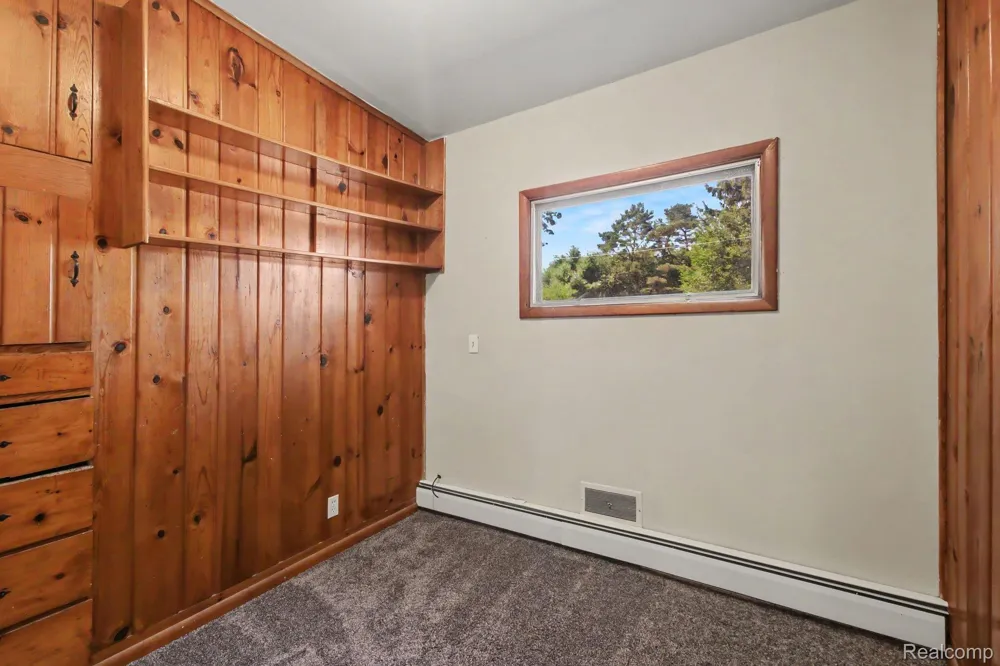 7800 W Sharpe Road Handy Township, MI 48836
