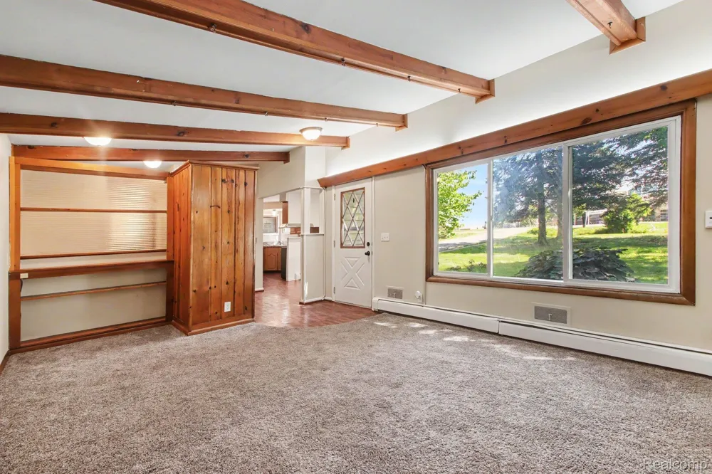 7800 W Sharpe Road Handy Township, MI 48836