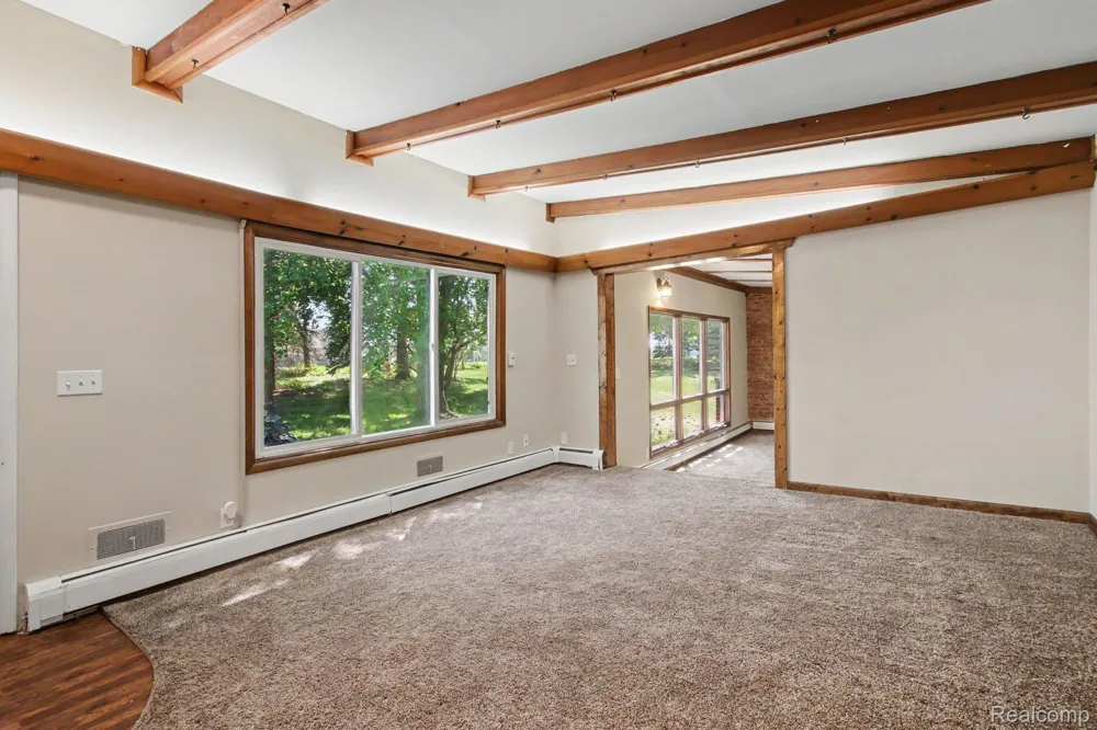 7800 W Sharpe Road Handy Township, MI 48836
