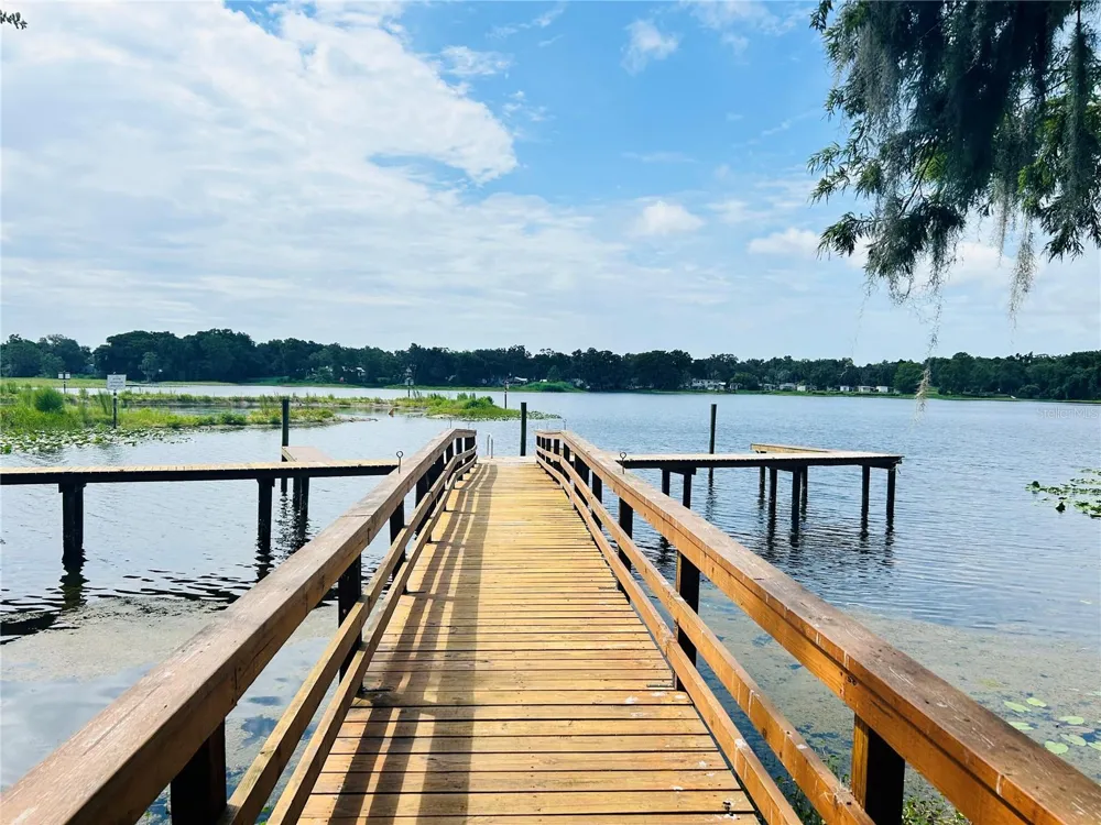 806 WINDERMERE BOULEVARD Inverness, FL 34453