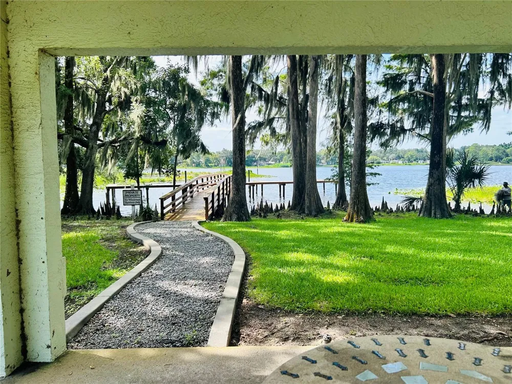 806 WINDERMERE BOULEVARD Inverness, FL 34453