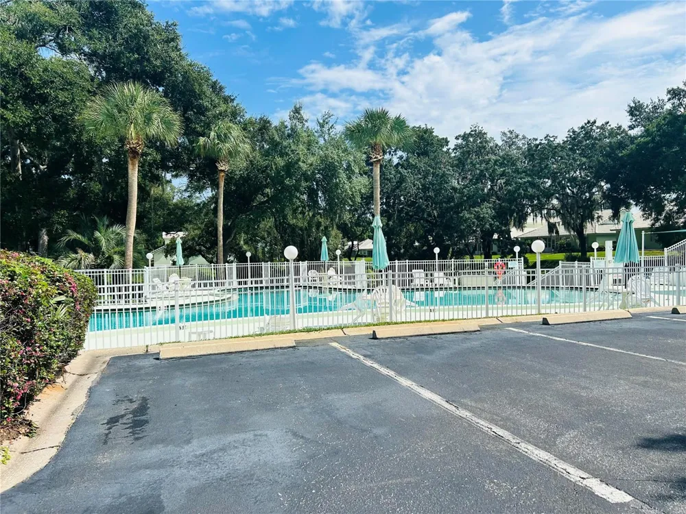 806 WINDERMERE BOULEVARD Inverness, FL 34453