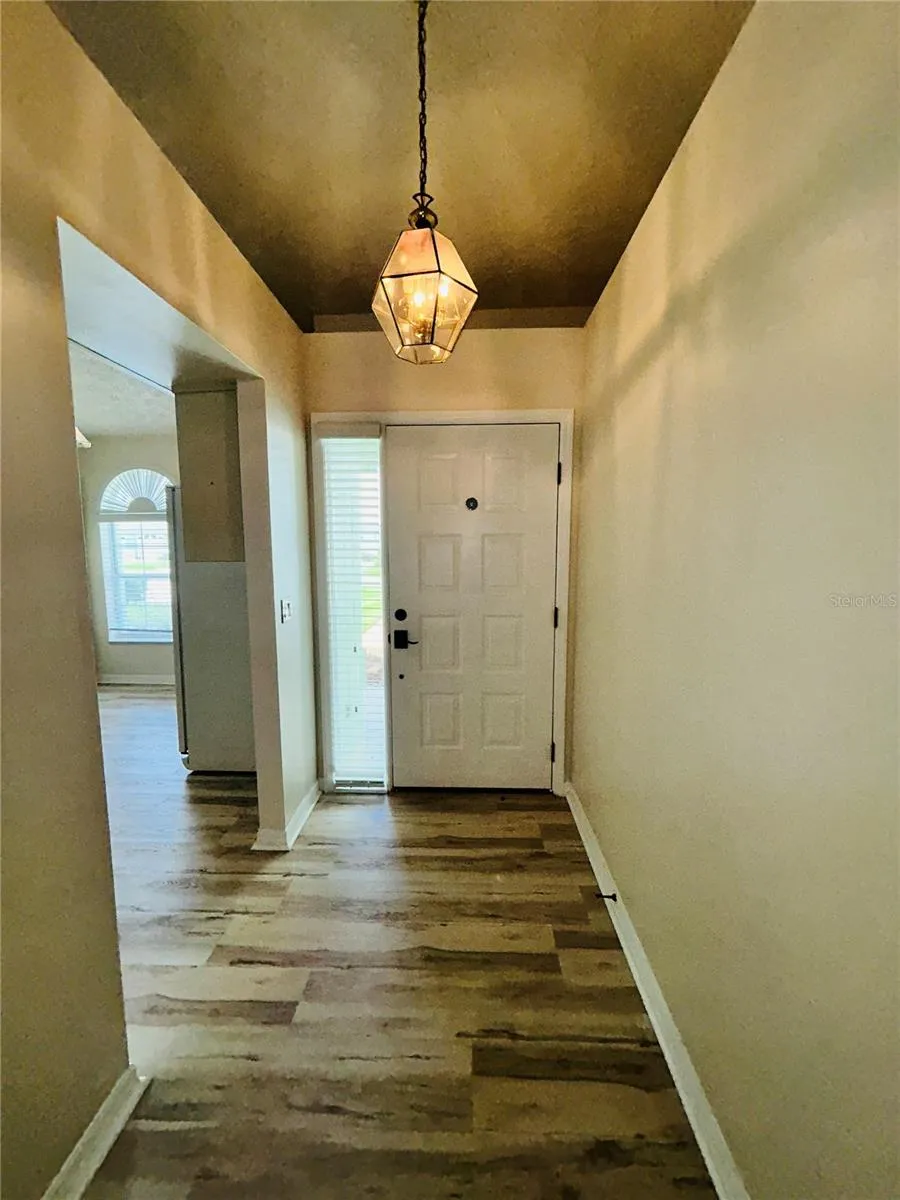 806 WINDERMERE BOULEVARD Inverness, FL 34453