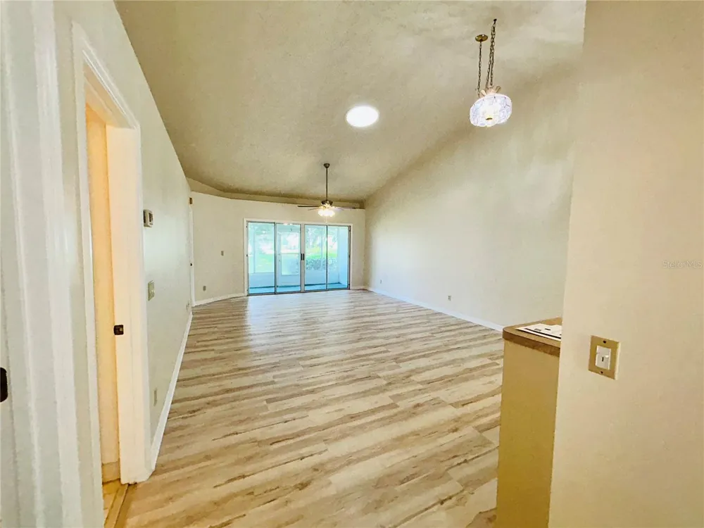 806 WINDERMERE BOULEVARD Inverness, FL 34453