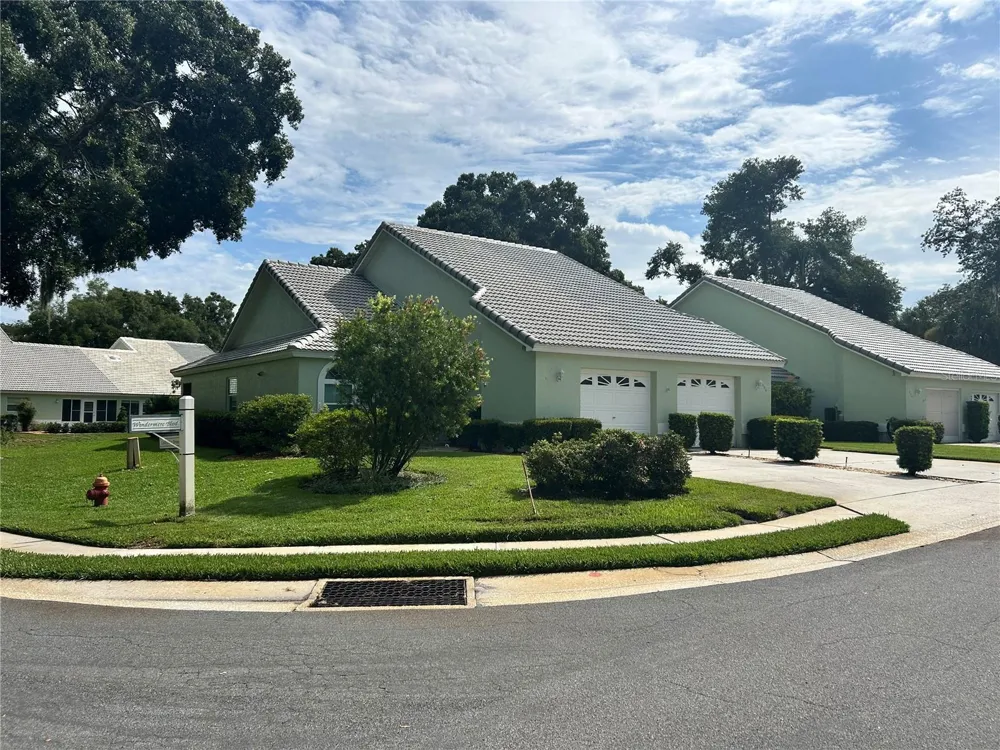 806 WINDERMERE BOULEVARD Inverness, FL 34453