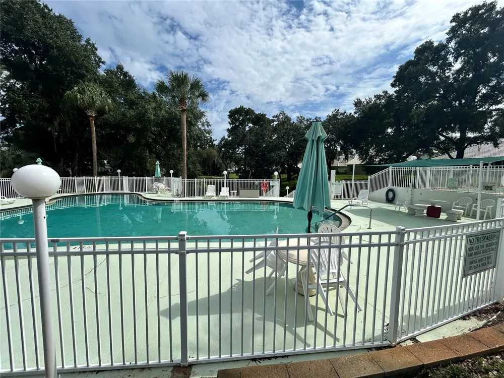 806 WINDERMERE BOULEVARD Inverness, FL 34453