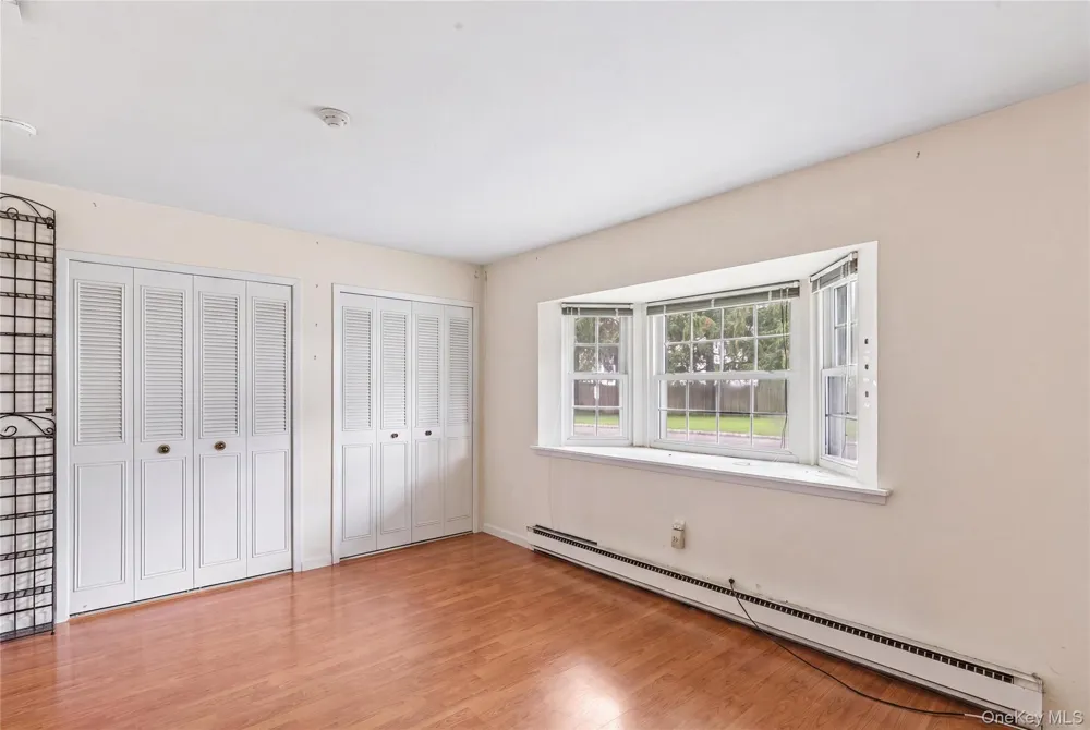 15 Forge Lane Coram, NY 11727
