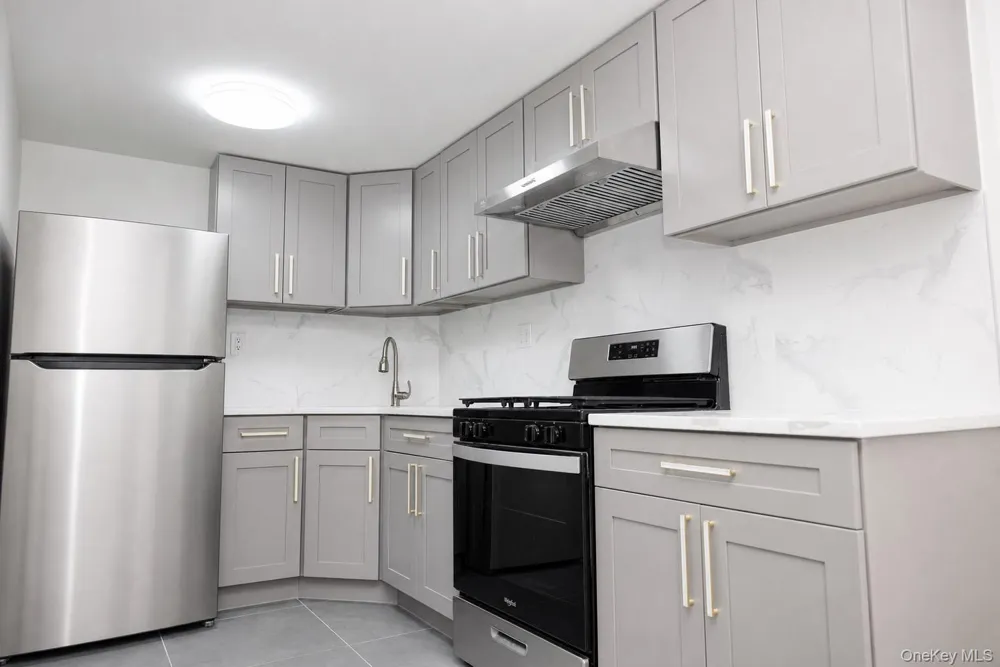 14434 37th Avenue #402 Flushing, NY 11354