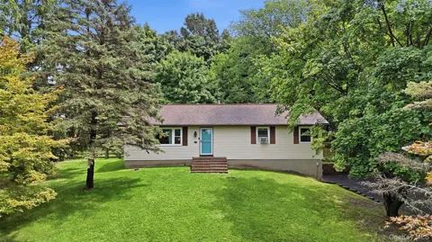 35 Beverly Drive
