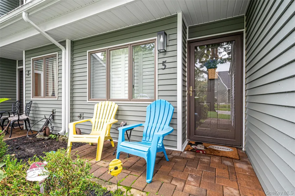 5 Jeremy Circle Nesconset, NY 11767