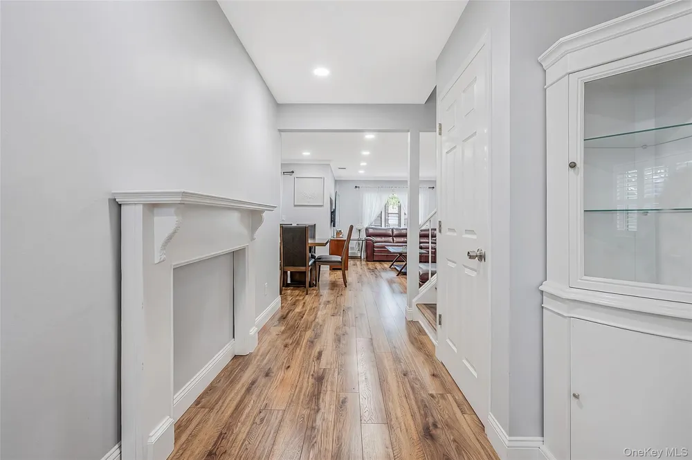 5 Jeremy Circle Nesconset, NY 11767