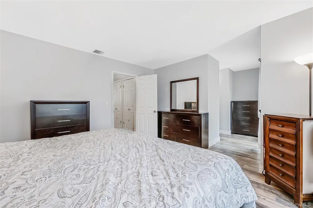 5 Jeremy Circle Nesconset, NY 11767