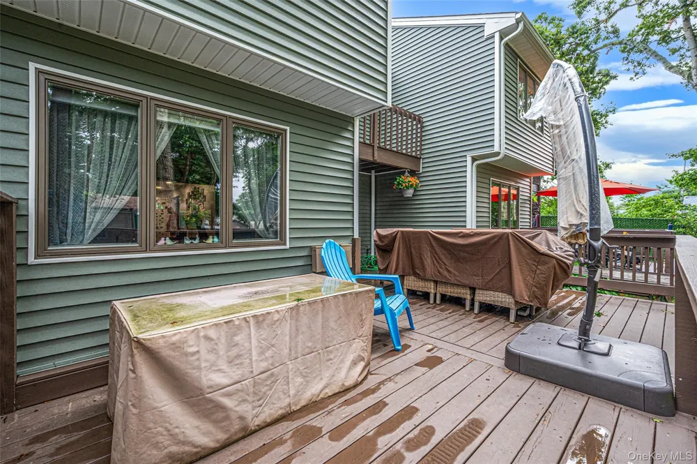 5 Jeremy Circle Nesconset, NY 11767