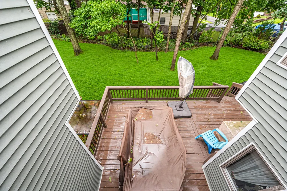5 Jeremy Circle Nesconset, NY 11767