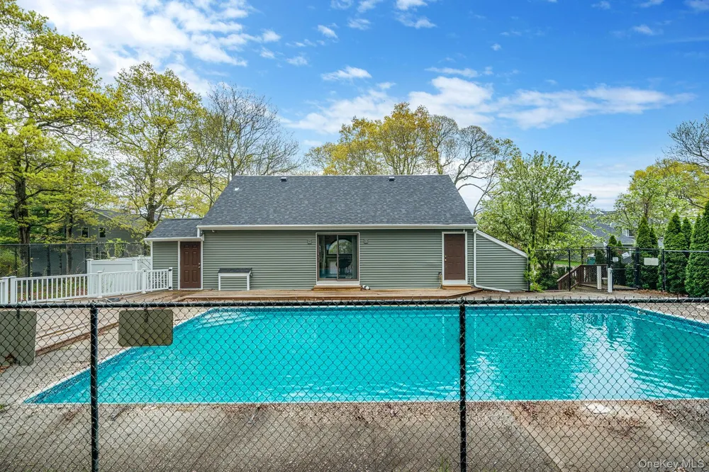 5 Jeremy Circle Nesconset, NY 11767
