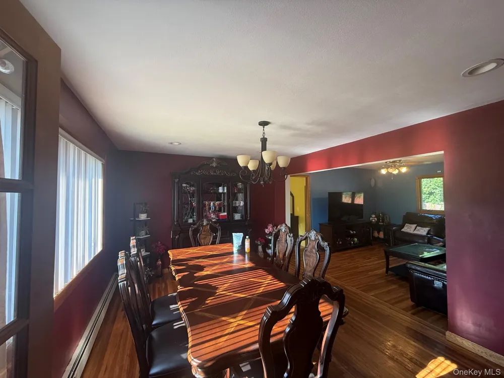 79 Elizabeth Drive Bethpage, NY 11714
