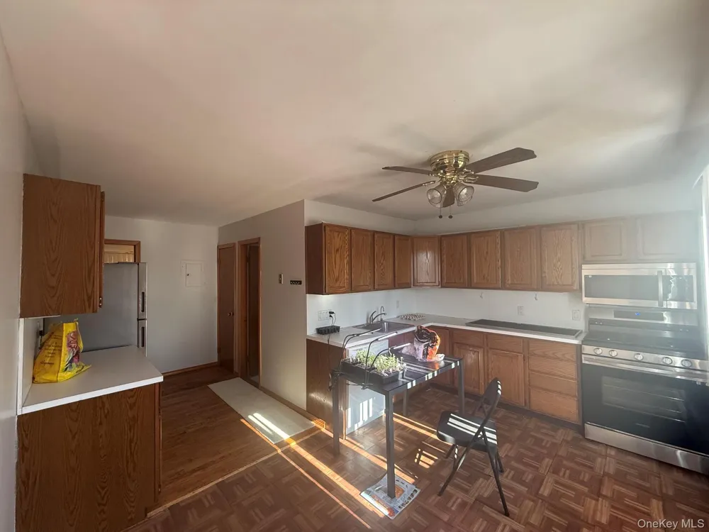 79 Elizabeth Drive Bethpage, NY 11714