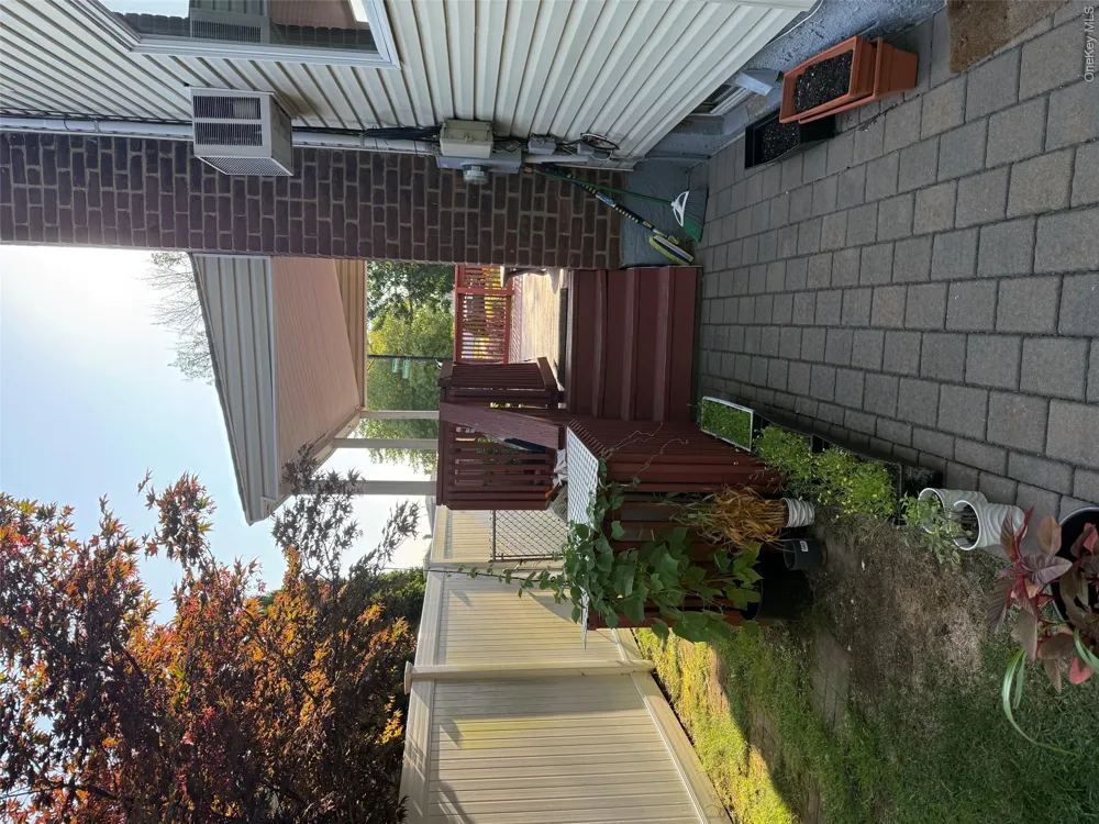 79 Elizabeth Drive Bethpage, NY 11714