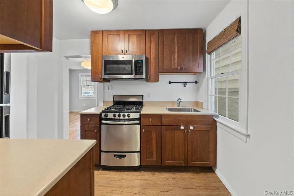 9 Dearman Street Irvington, NY 10533