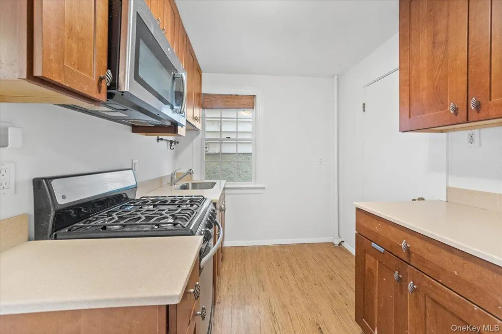 9 Dearman Street Irvington, NY 10533