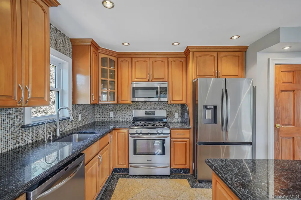 1072 Hicksville Road Seaford, NY 11783