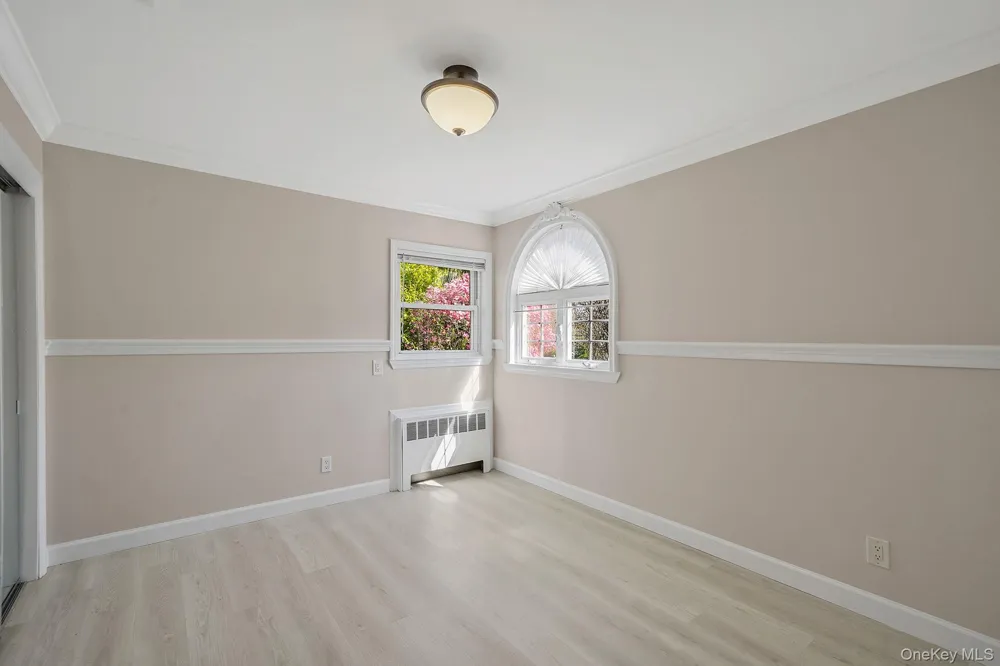 1072 Hicksville Road Seaford, NY 11783